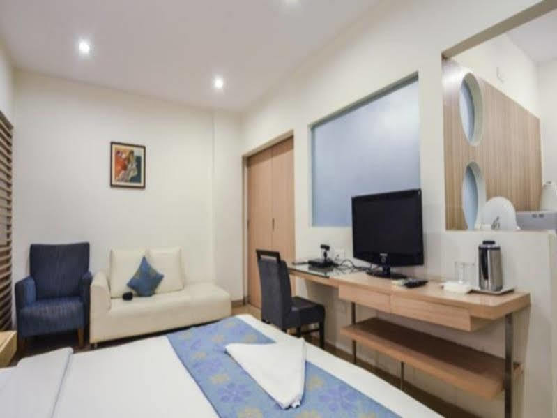 Oyster Suites Haïdarabad Extérieur photo