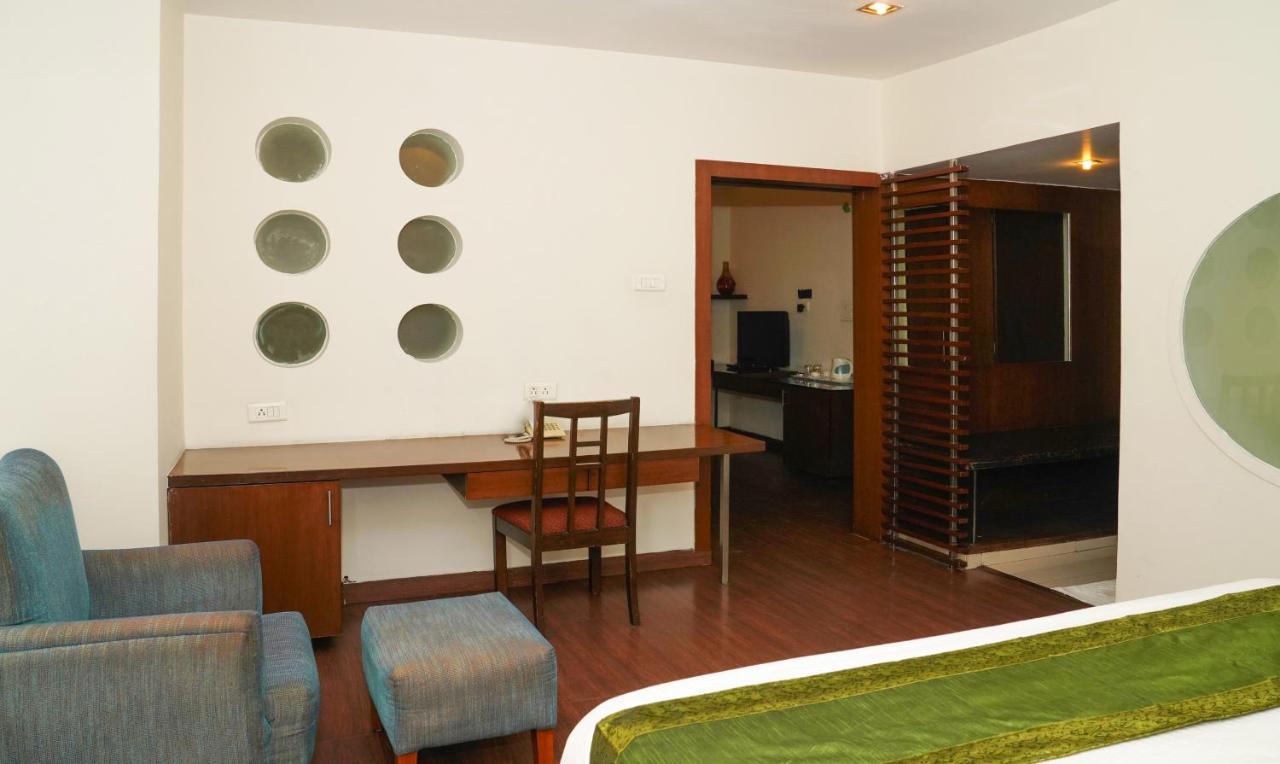 Oyster Suites Haïdarabad Extérieur photo
